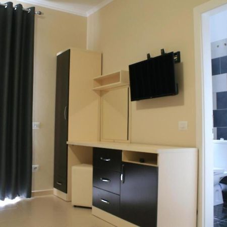 Apartments In Potam Химара Экстерьер фото